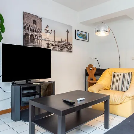 Eric's Attic Apartamento Annecy